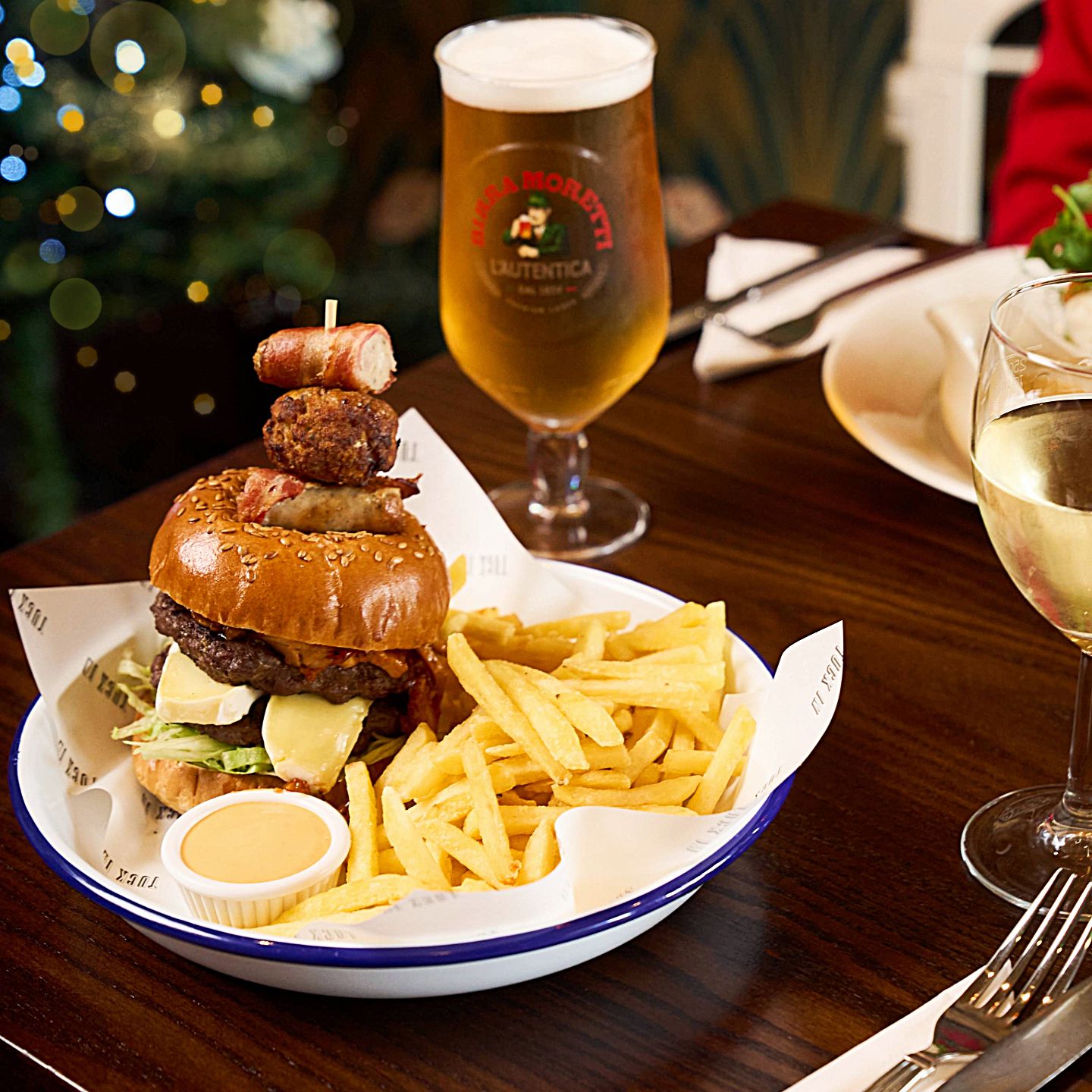 Festive Lunch & Dinner at The Woodman in Rotherham